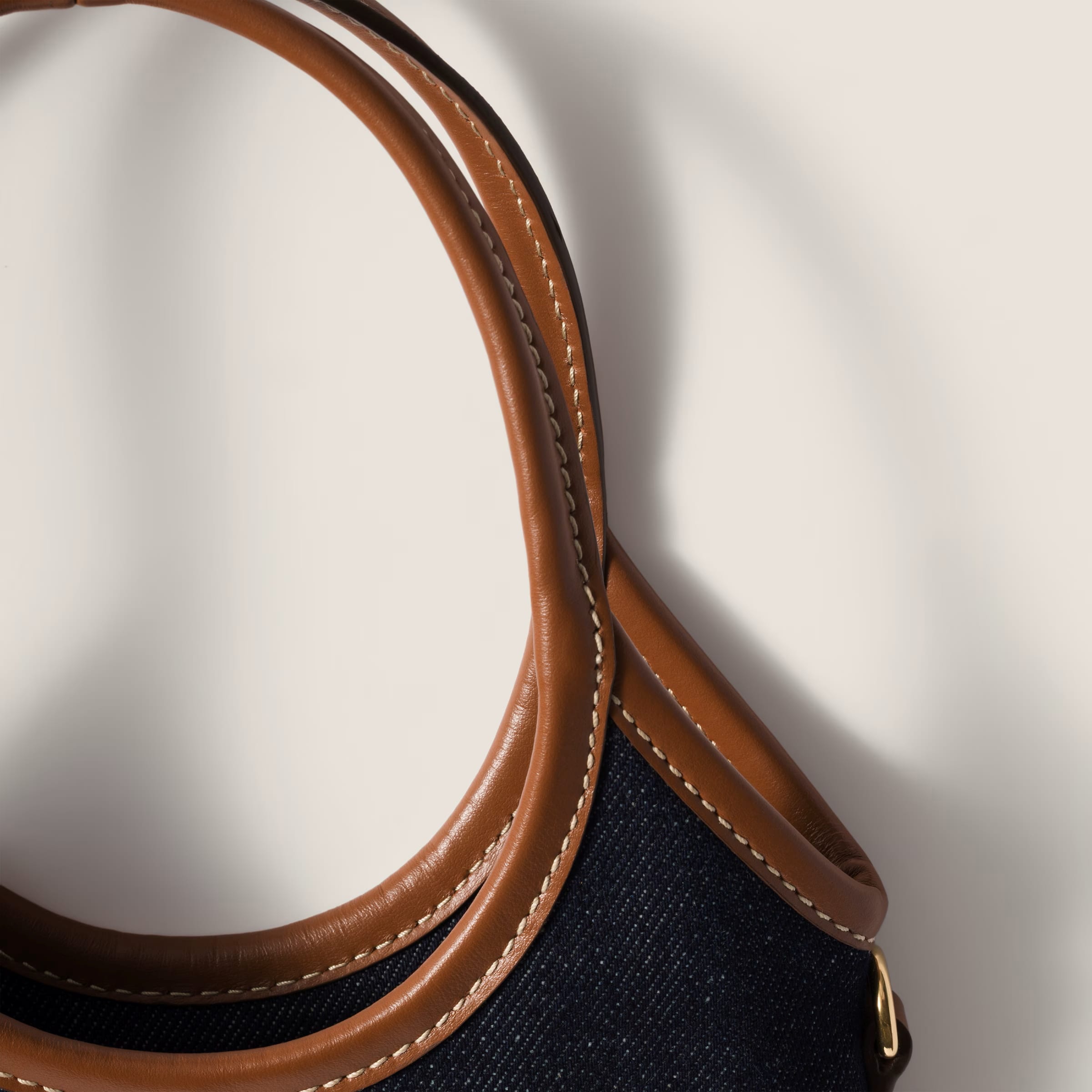 IVY denim handbag details